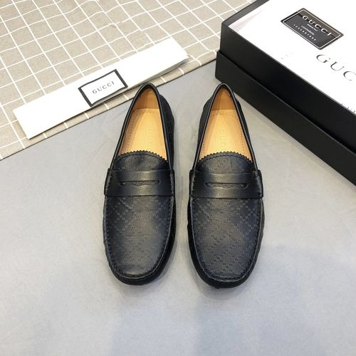 Gucci Cowhide Loafers With Interlocking G Details