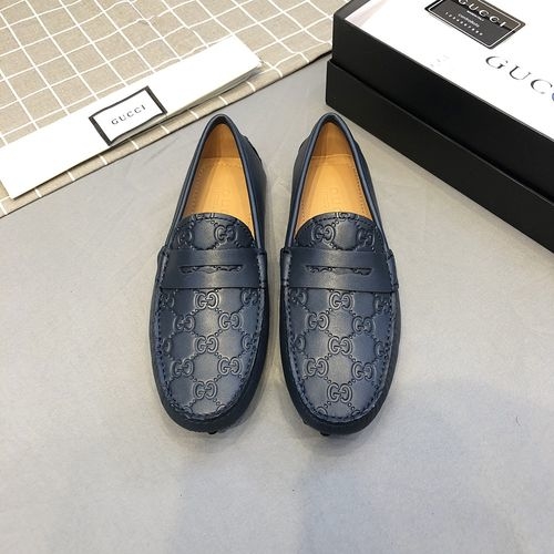 Gucci Cowhide Loafers With Interlocking G Details