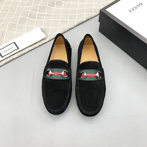 Gucci Cowhide Loafers With Interlocking G Details