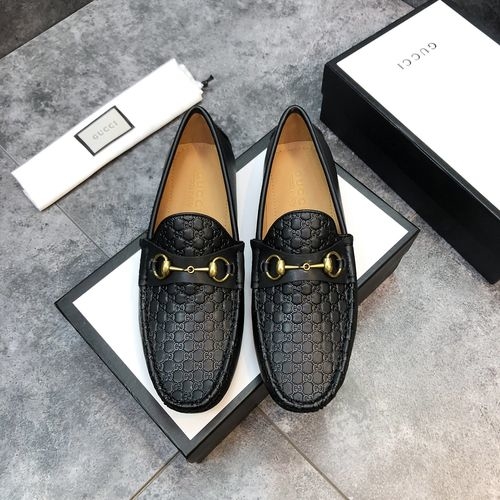 Gucci Cowhide Loafers With Interlocking G Details