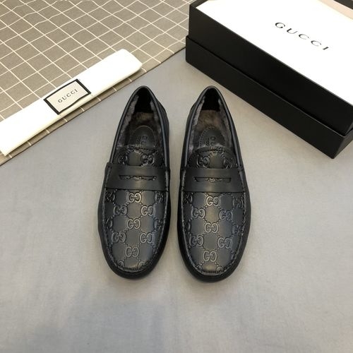 Gucci Cowhide Loafers With Interlocking G Details