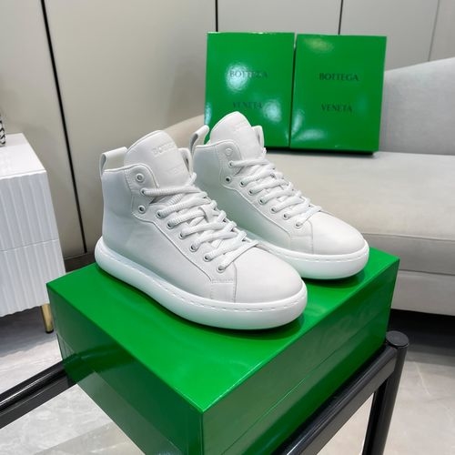 Bottega Veneta BV Lace-Up Padded Ankle Boots