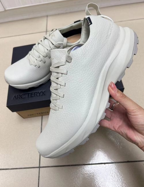 ArcTeryx Solano Lthr Casual Shoes Waterproof