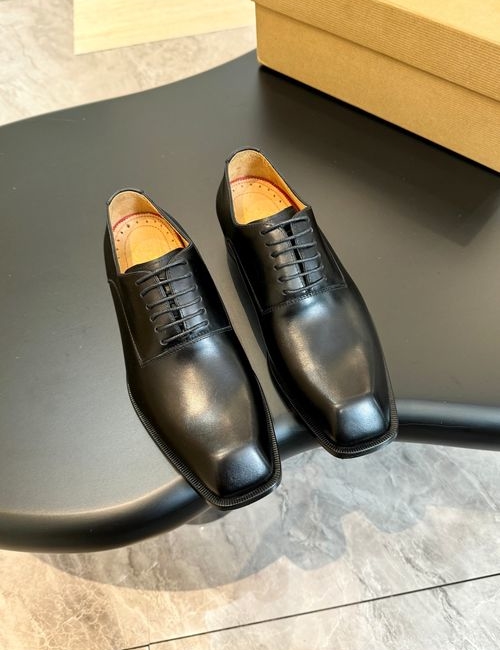 Christian Louboutin Cow Leather Casual Loafer Shoes