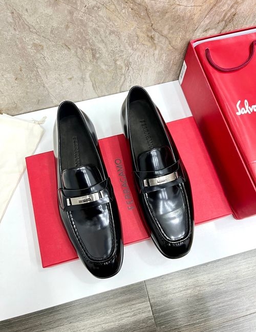 Ferragamo Gancini Buckle Moccasin Loafers