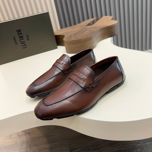 Berluti Lorenzo Drive Camoscio Deerskin Loafers