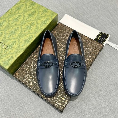 Gucci Cowhide Loafers With Interlocking G Details