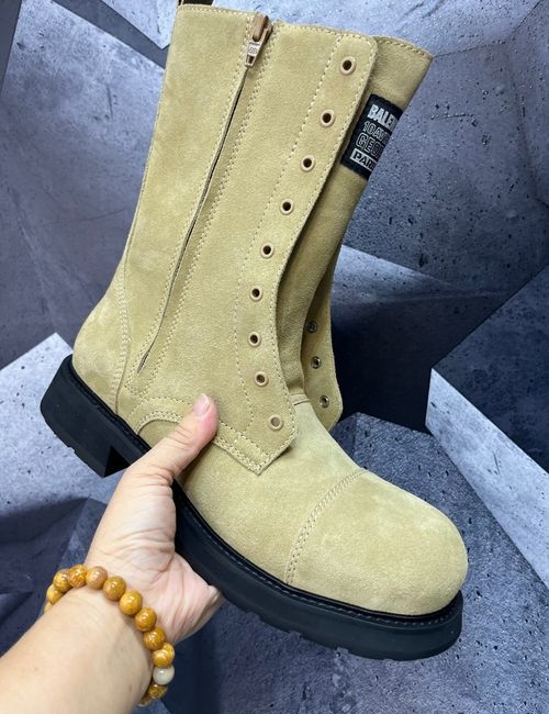 Balenciaga Trooper Round Toe Riding Boots