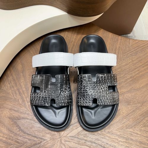 Hermes Sandals With Contrast Sole, Ultra-Light