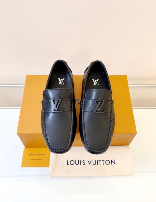 Louis Vuitton LV Moccasin Driving Shoes Classic Pattern Leather Upper