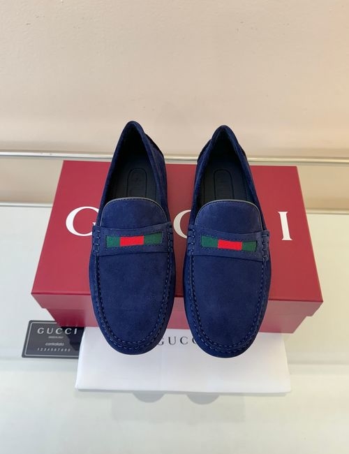 Gucci Cowhide Loafers With Interlocking G Details