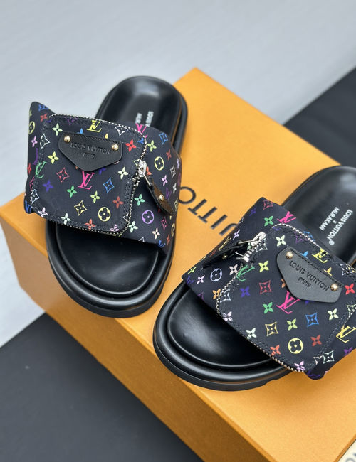 Louis Vuitton LV Pool Pillow Comfort Animal Print Slides
