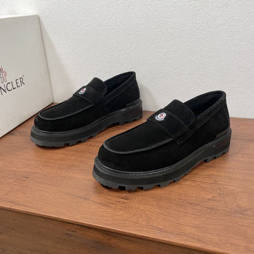 Moncler Leather Loafers With Patterned Rubber Sole