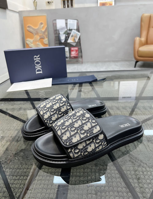 Christian Dior CD High-Quality Slippers With Complex Craftsmanship