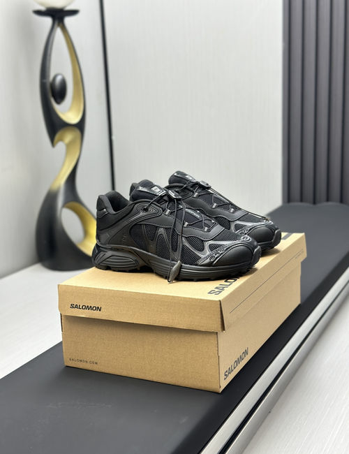 Salomon XT Whiser Outdoor Casual Shoes