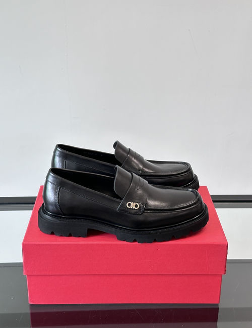 Ferragamo Genuine Leather Dress Shoes With Non-slip Soles