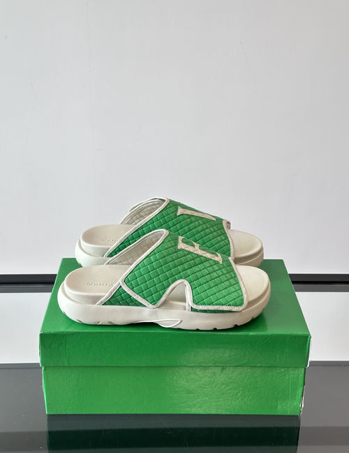 Bottega Veneta BV Woven Slides Top Layer Leather Foam Sole