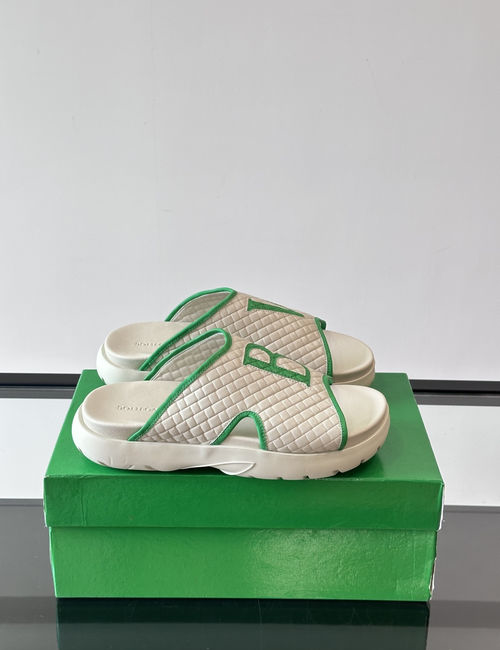 Bottega Veneta BV Woven Slides Top Layer Leather Foam Sole