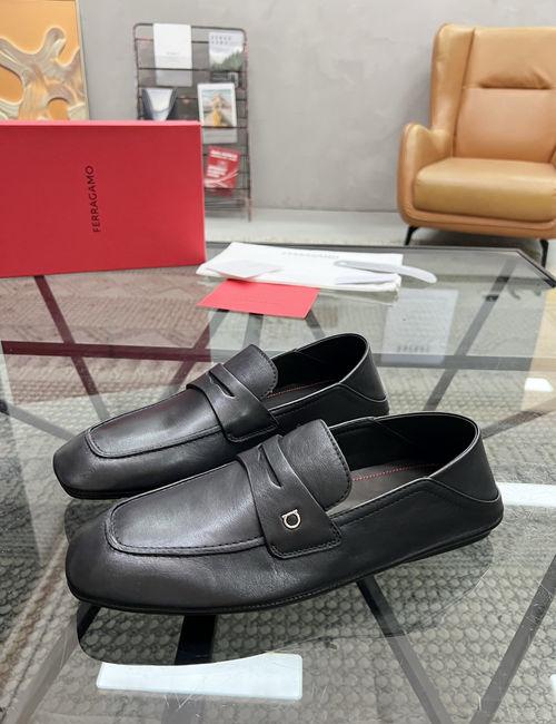 Ferragamo Leather Driving Loafers Lightweight Sole