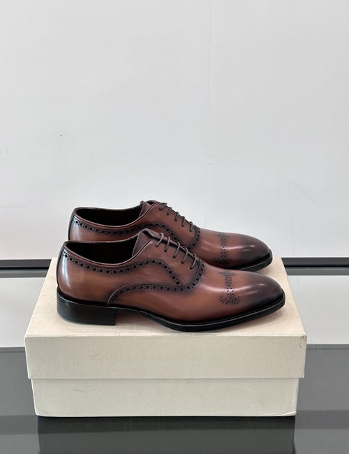 Santoni Cowhide Leather Sole Dress Shoes