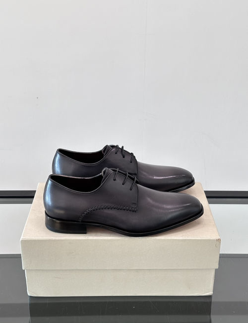 Santoni Cowhide Leather Sole Dress Shoes