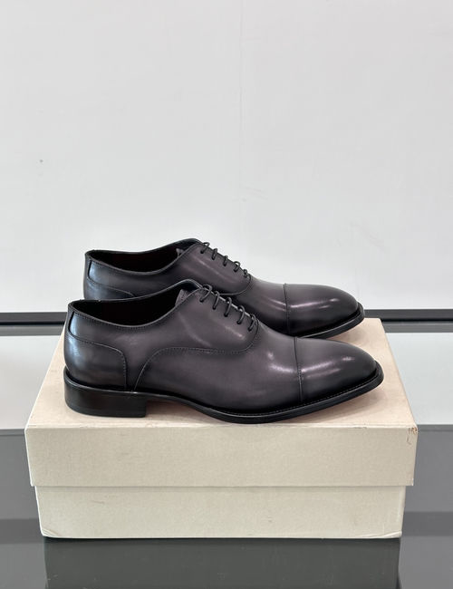 Santoni Cowhide Leather Sole Dress Shoes