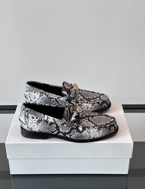 Versace Classic Business Dress Shoes With Cowhide Upper