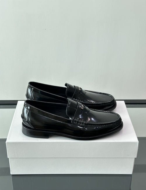 Versace Classic Business Dress Shoes With Cowhide Upper