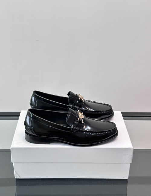 Versace Classic Business Dress Shoes With Cowhide Upper
