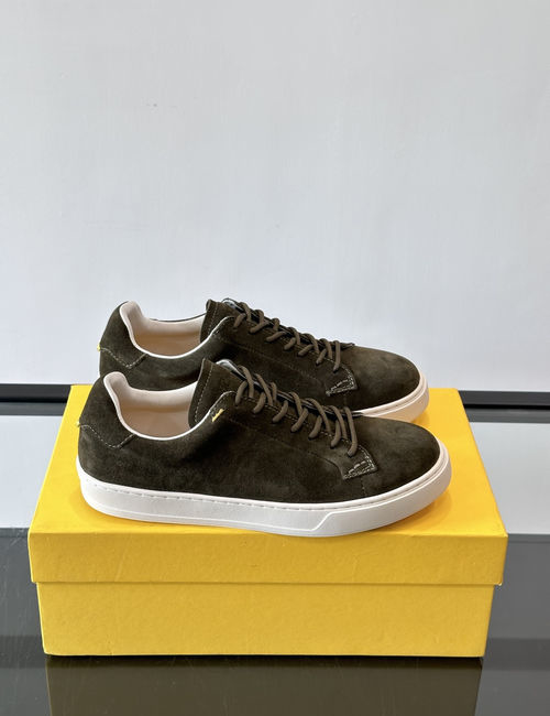 Doucals Handmade Leather Shoes With Simple Design