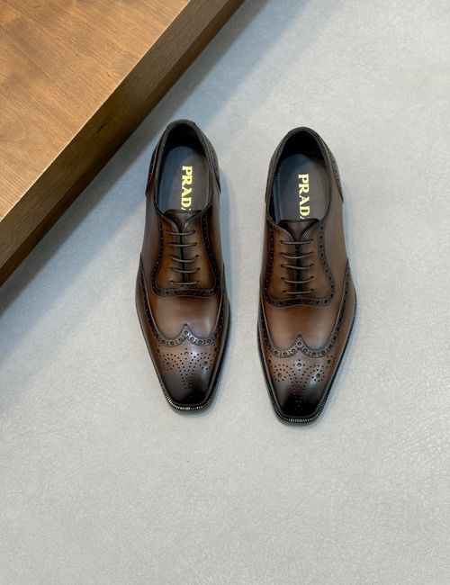 Prada Hand-colored Cowhide Leather Dress Shoes