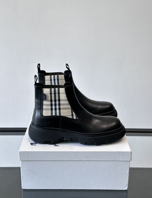 Balenciaga Chelsea Boots With Elastic Detail