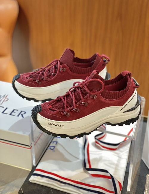 Moncler Trailgrip Lite3 Lightweight Sneakers