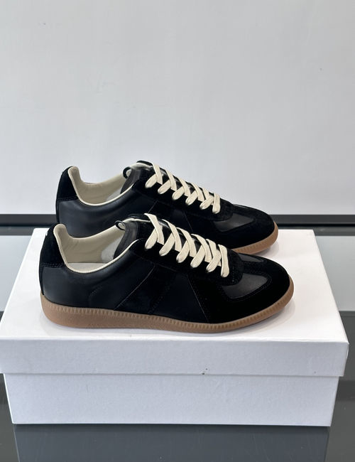 Maison Margiela MM6 Classic Retro Leather-lined Casual Trainers