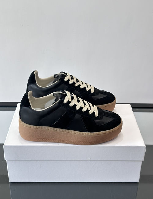 Maison Margiela MM6 MM6 Leather Retro Trainer Shoes