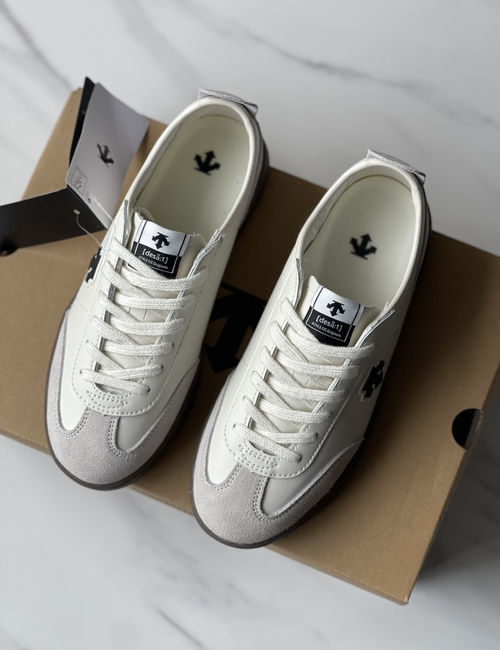 Descente Chron Soft Casual Sneakers