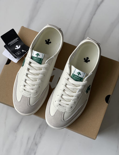 Descente Chron Soft Casual Sneakers