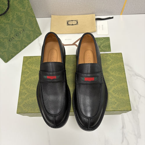 Gucci Jordaan Leather Loafers With Webbing