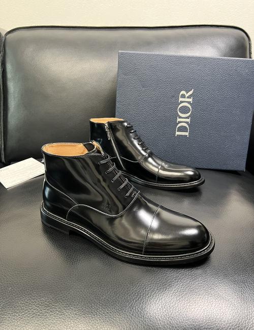 Christian Dior CD High-top Leather Ankle Boots