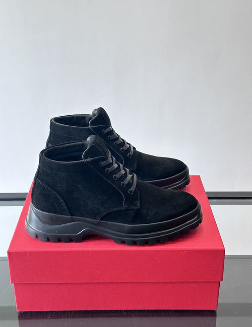 Ferragamo Cowhide Wool Lined Ankle Boots