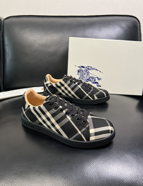 Burberry Stitched Leather Shoes With Original Sole