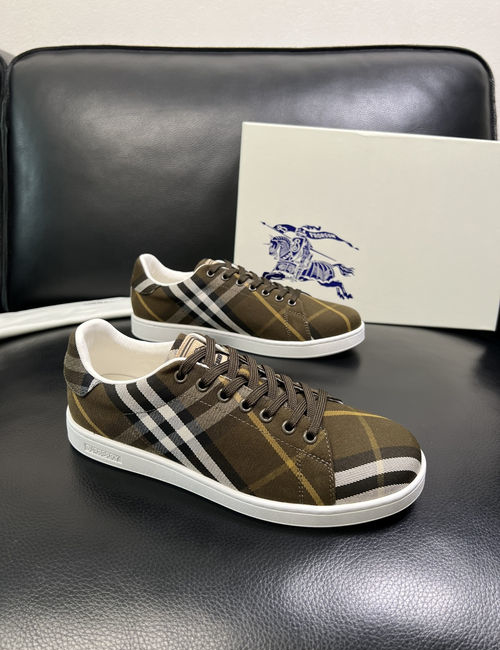 Burberry Stitched Leather Shoes With Original Sole