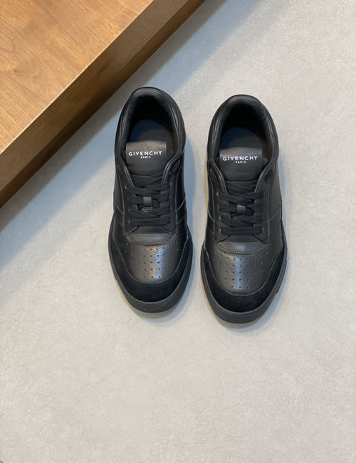 Givenchy Nappa Leather Casual Sneakers