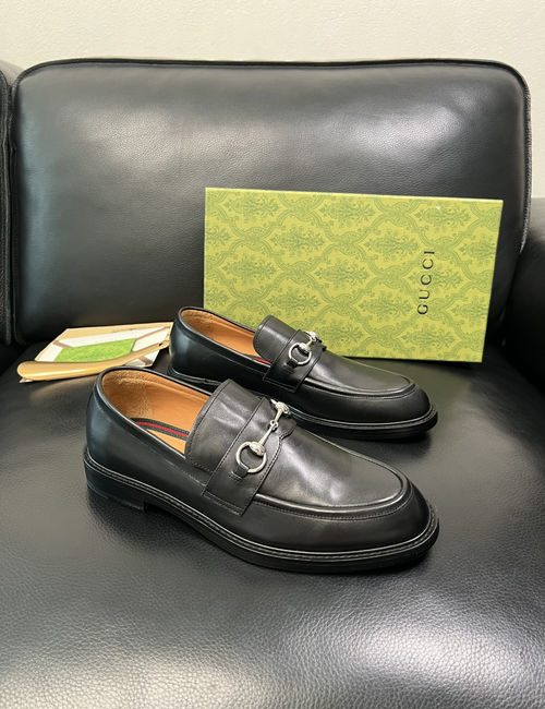 Gucci Classic Leather Dress Shoes