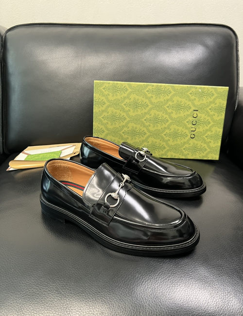 Gucci Classic Leather Dress Shoes