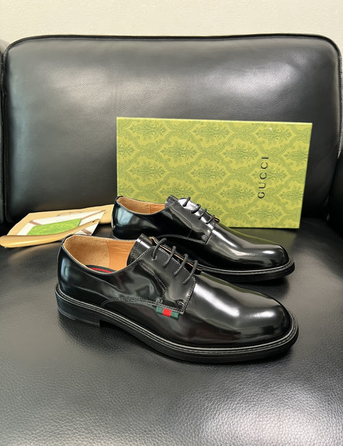 Gucci Classic Leather Dress Shoes