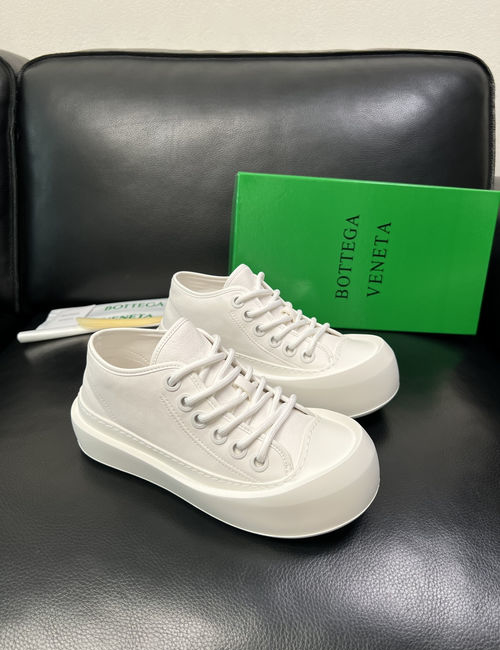 Bottega Veneta BV Calfskin Casual Low-top Shoes