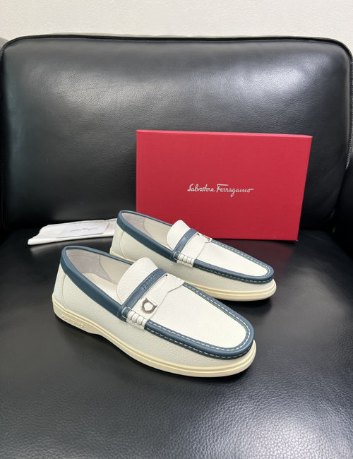 Ferragamo Cowhide Leather Comfortable Loafers