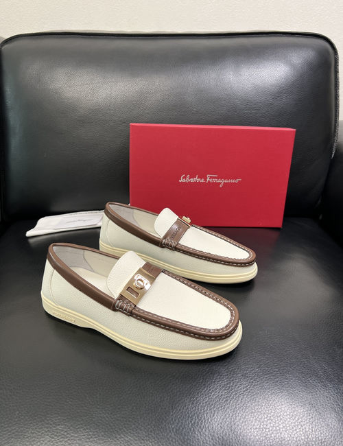 Ferragamo Cowhide Leather Comfortable Loafers