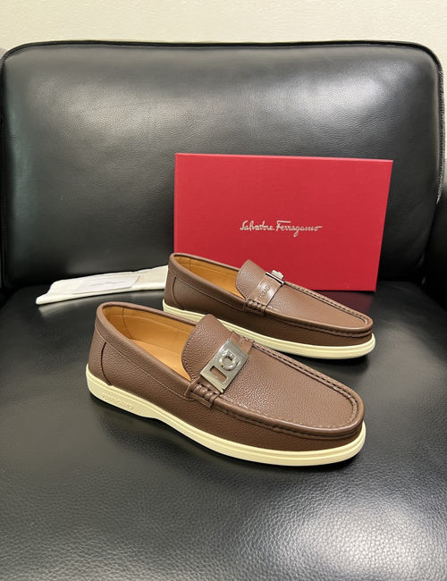 Ferragamo Cowhide Leather Comfortable Loafers